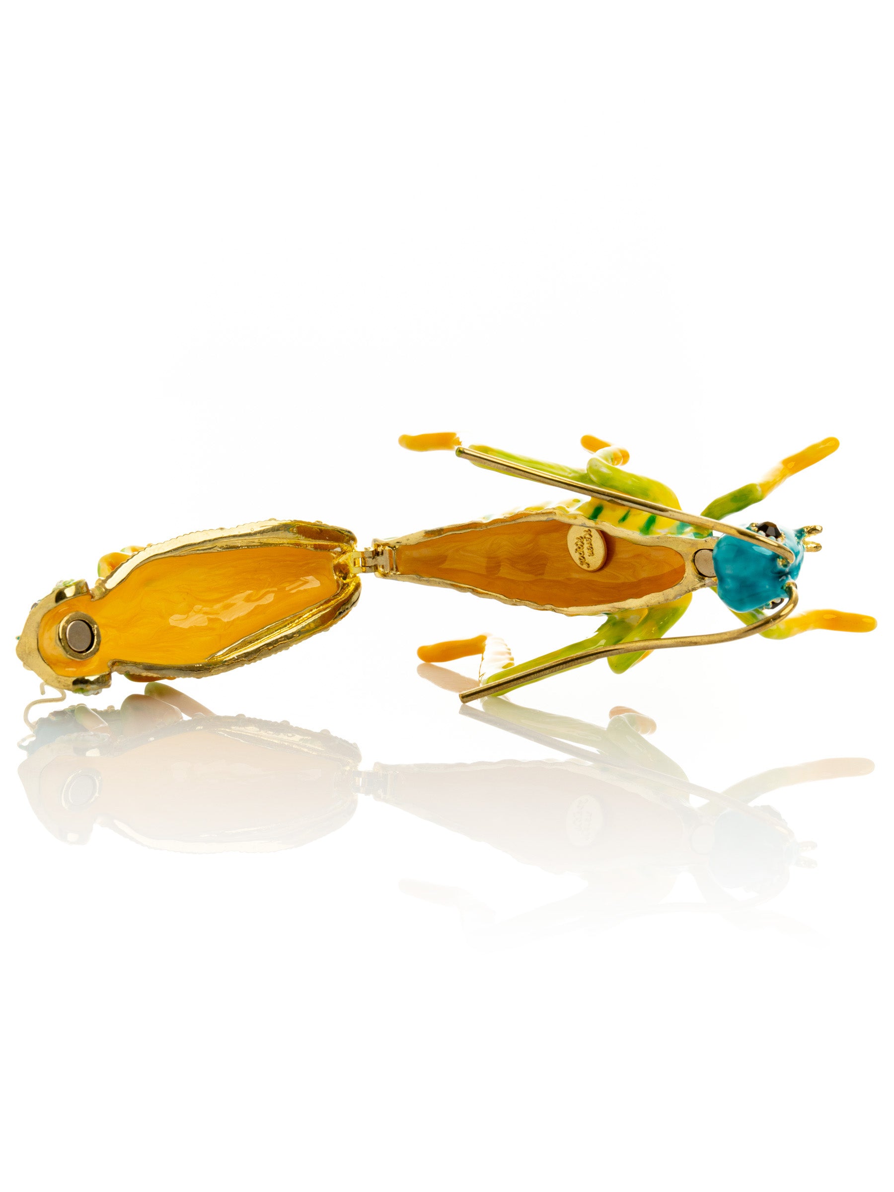 Keren Kopal Grasshopper with baby on the back