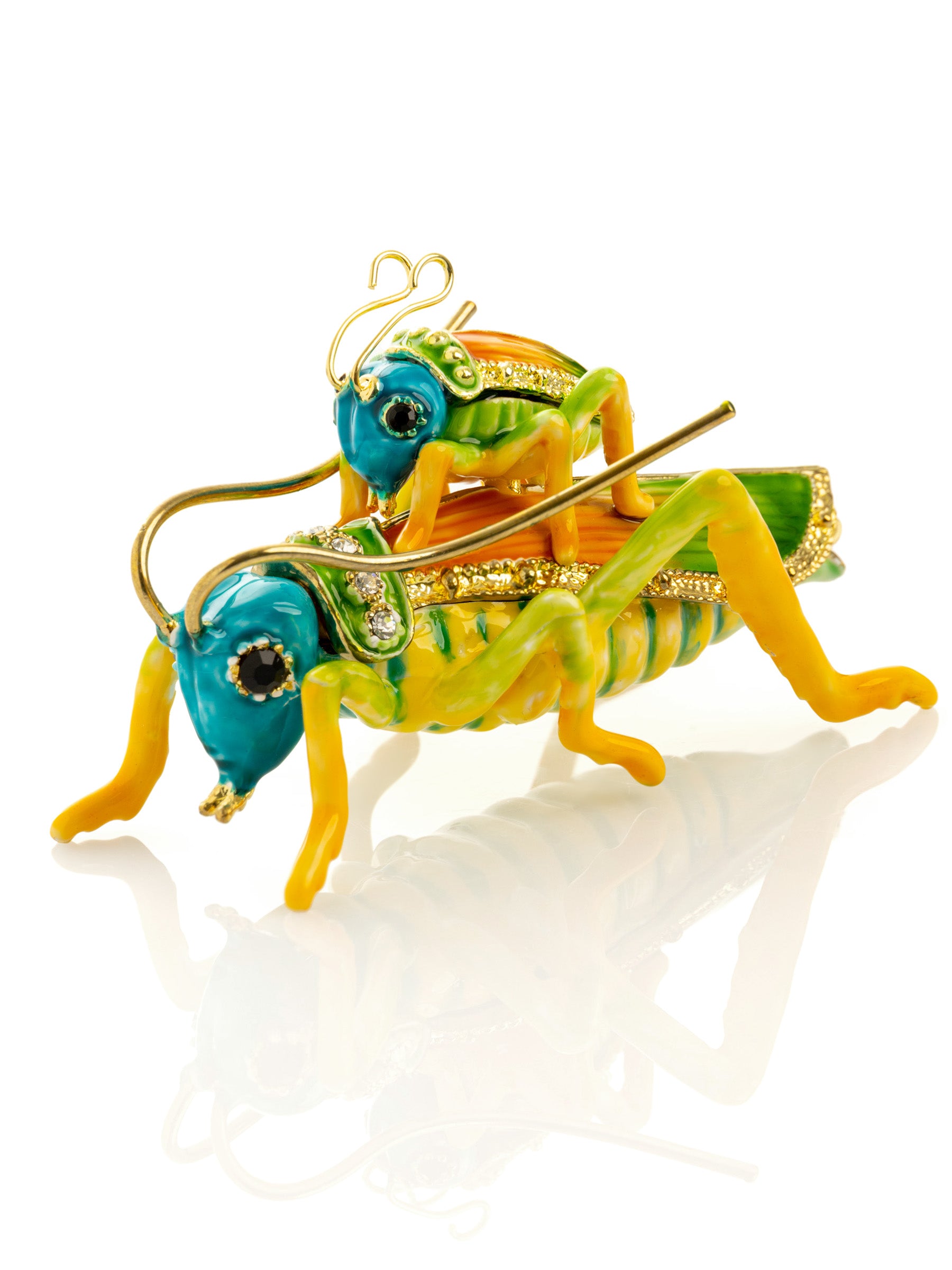 Keren Kopal Grasshopper with baby on the back
