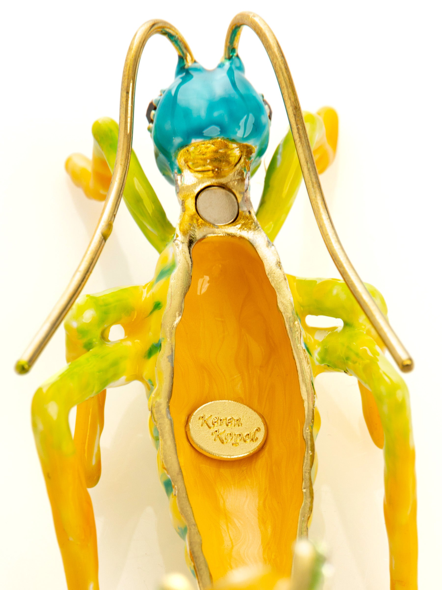 Keren Kopal Grasshopper with baby on the back