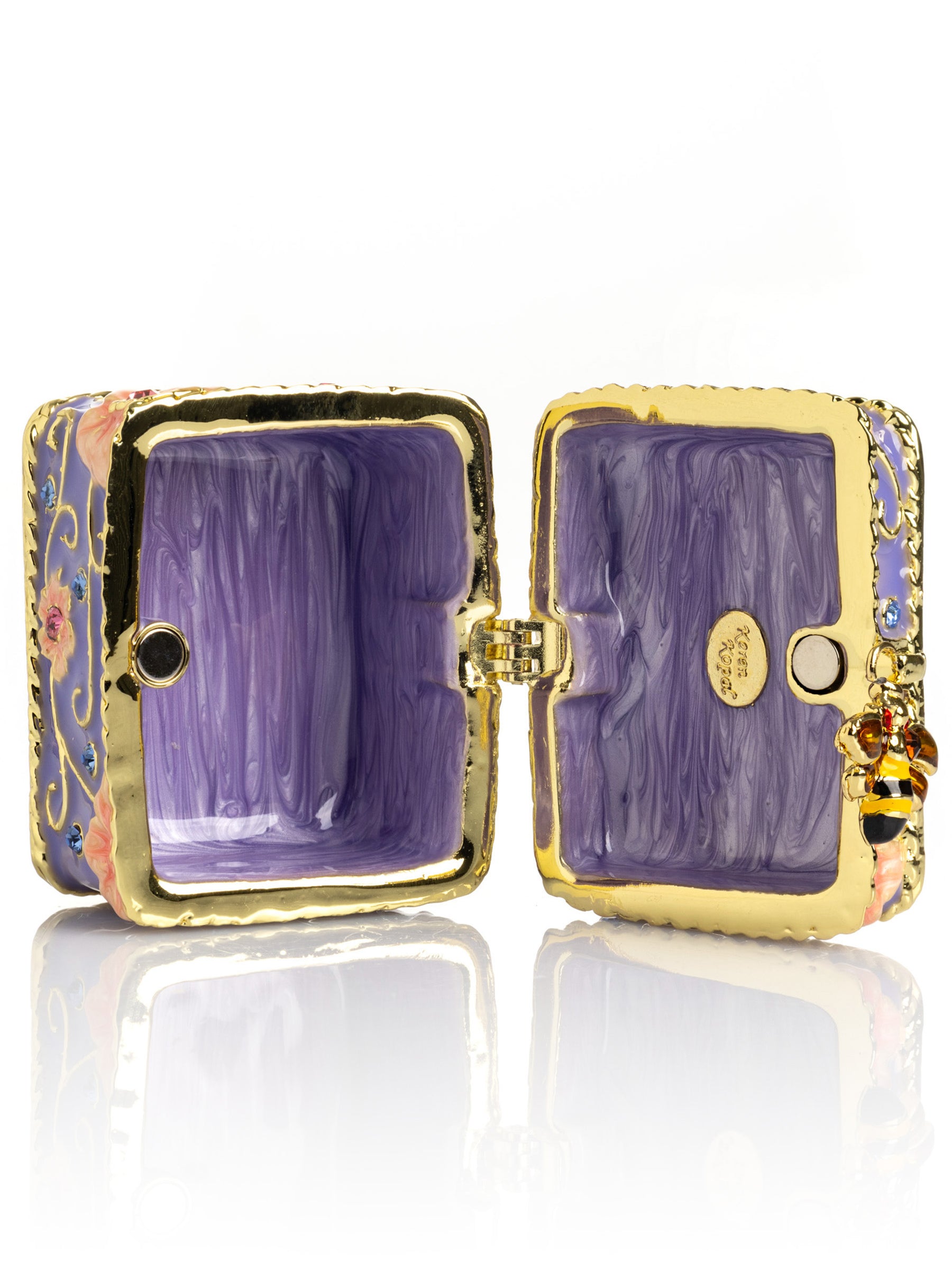 Keren Kopal vintage travel Bag with a Bee Lock