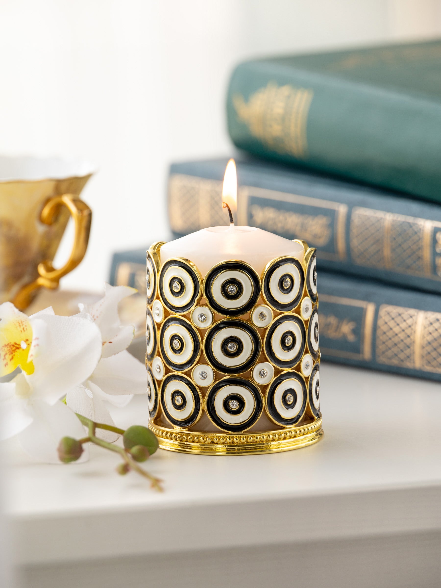 Keren Kopal Golden Decorated Candle Holder with Circles Pattern