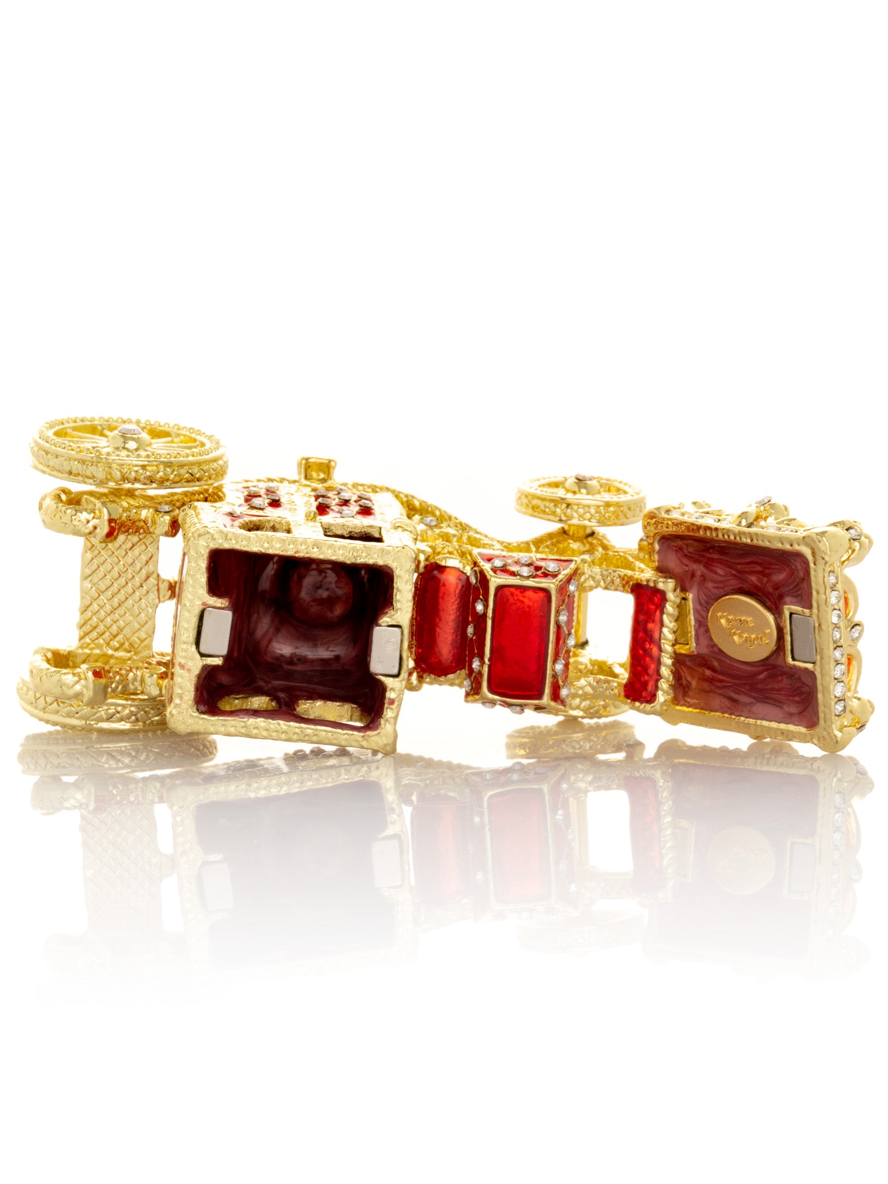Keren Kopal Gold & Red Carriage