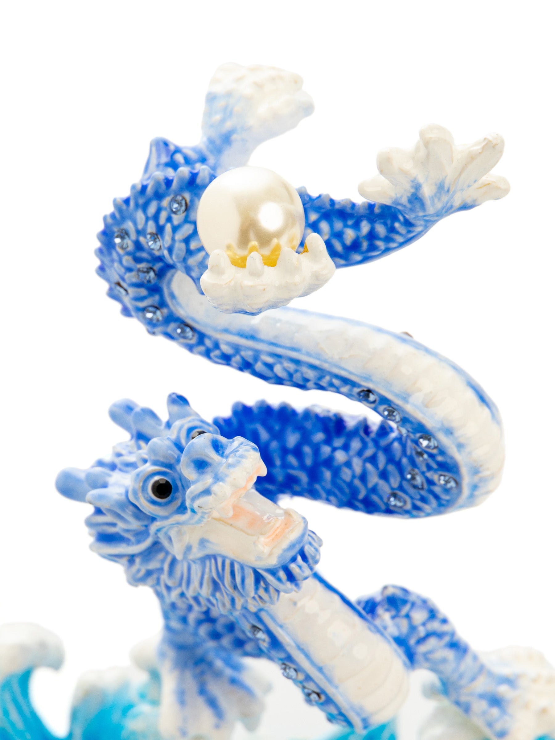 Keren Kopal Blue Chinese Dragon on Ocean sea waves water