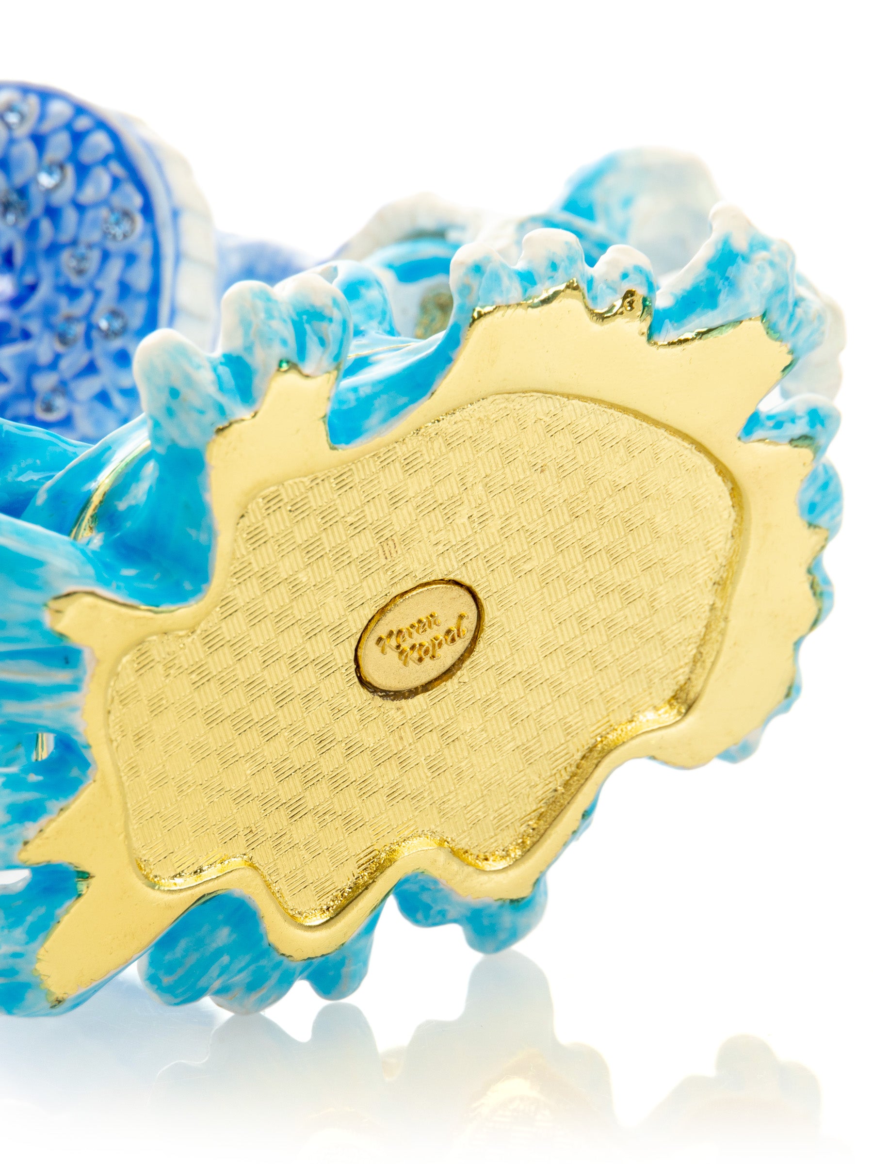 Keren Kopal Blue Chinese Dragon on Ocean sea waves water