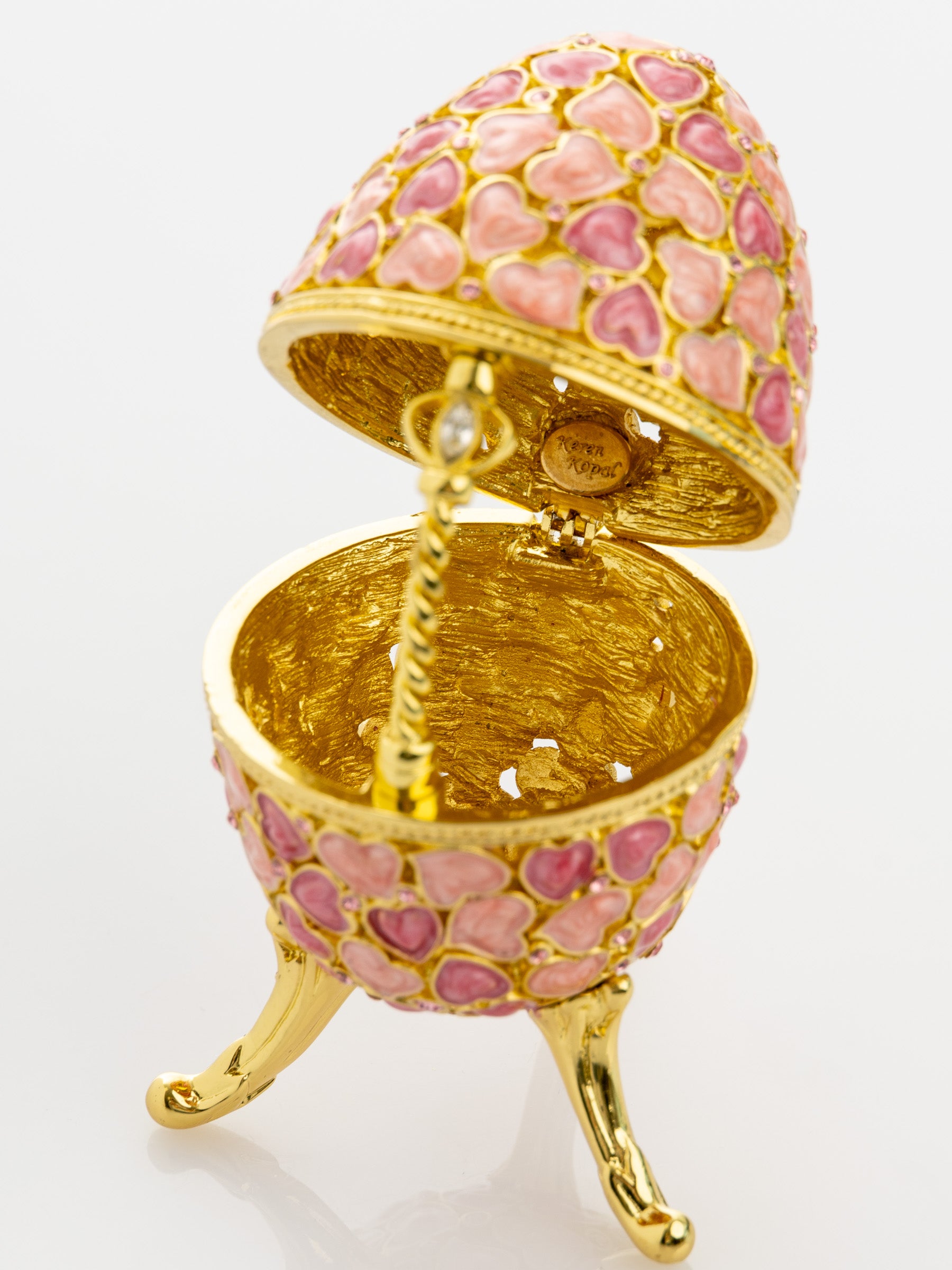 Keren Kopal Pink egg decorated with hearts valentine's day