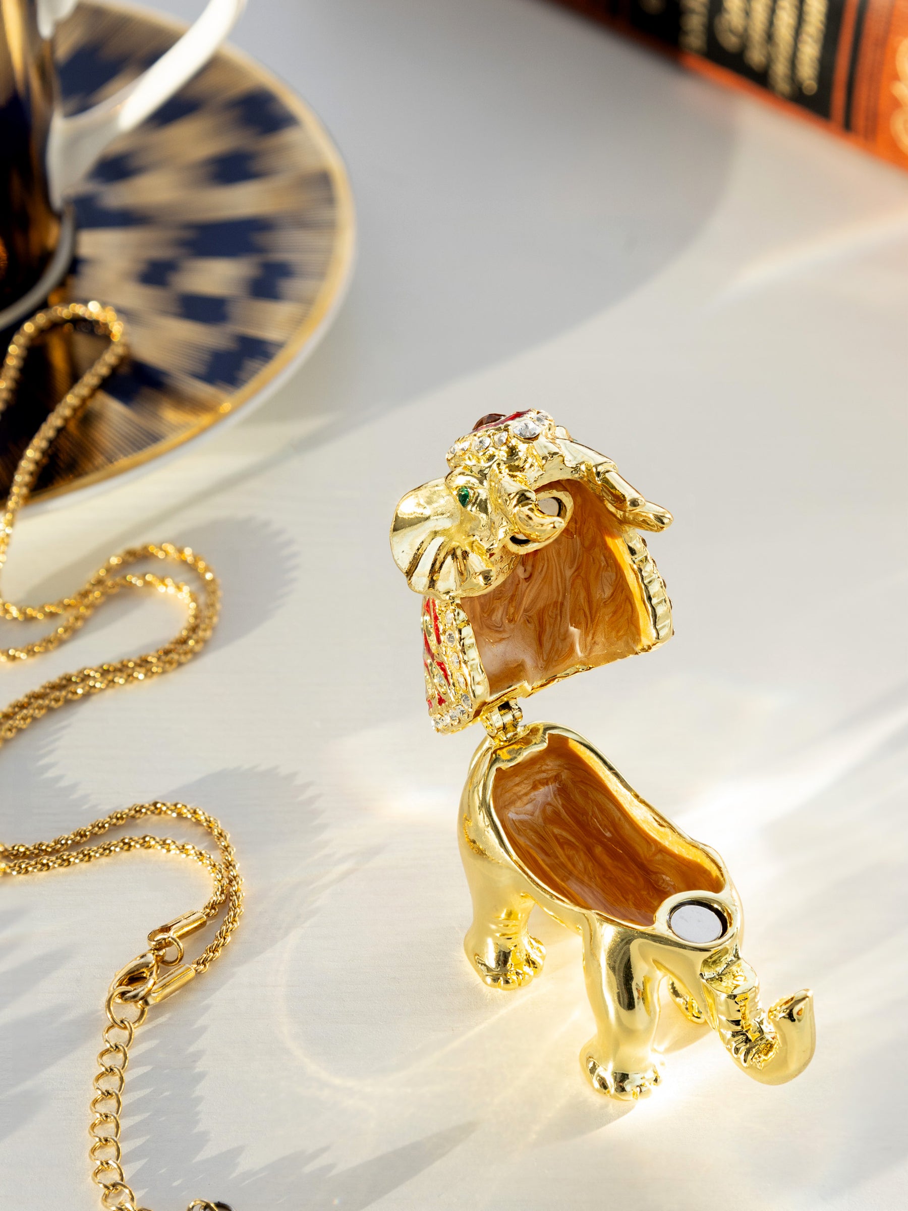 Keren Kopal Golden Elephant