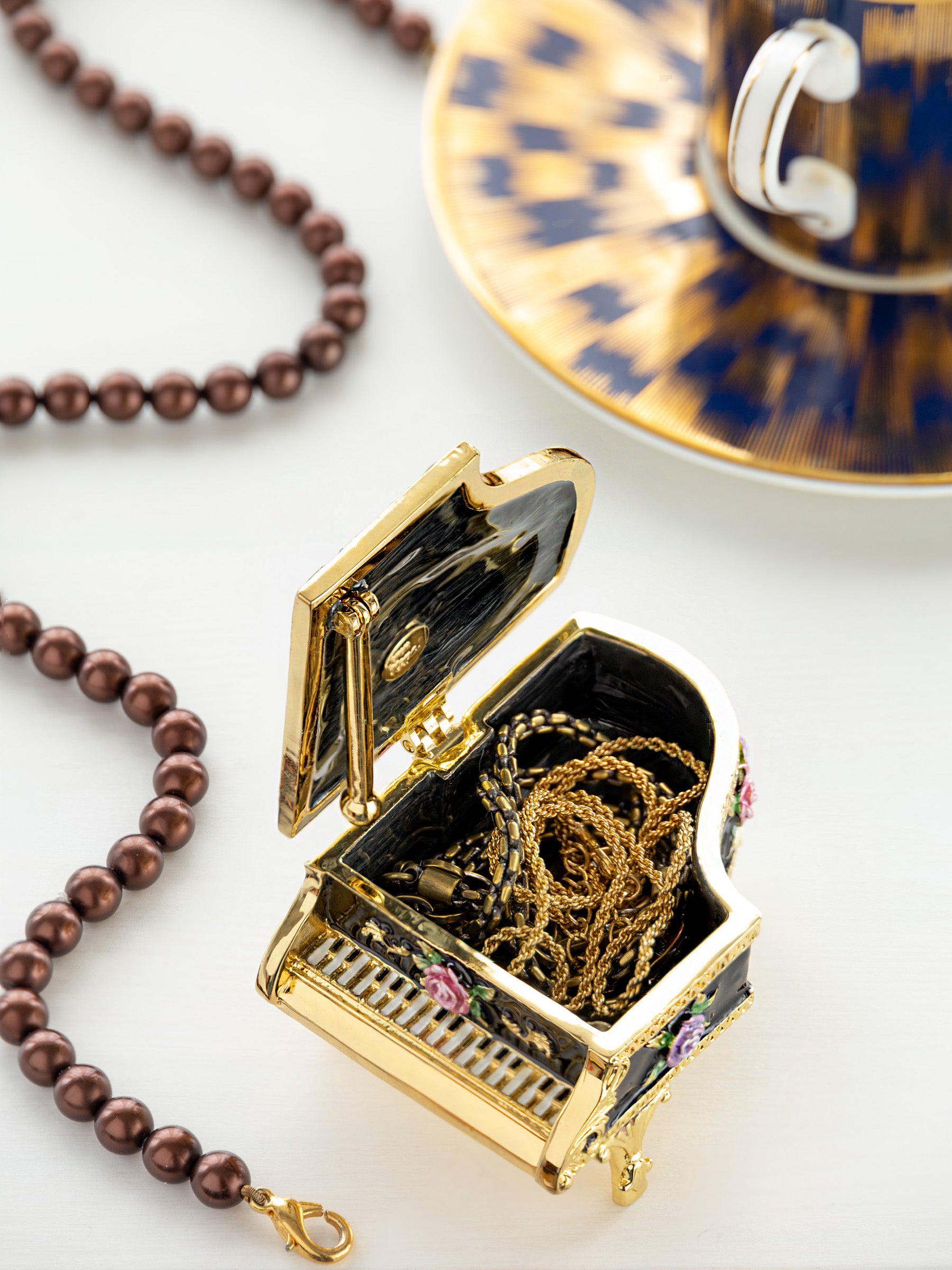 Keren Kopal Black Piano with Flowers