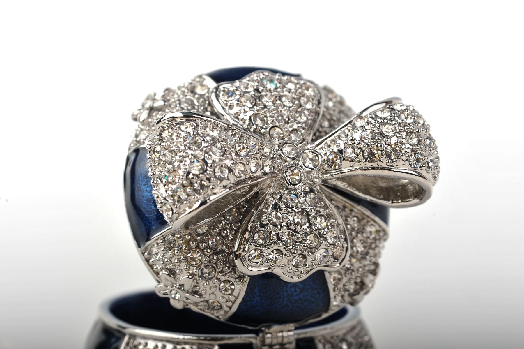 Keren Kopal Blue & Silver Present Box