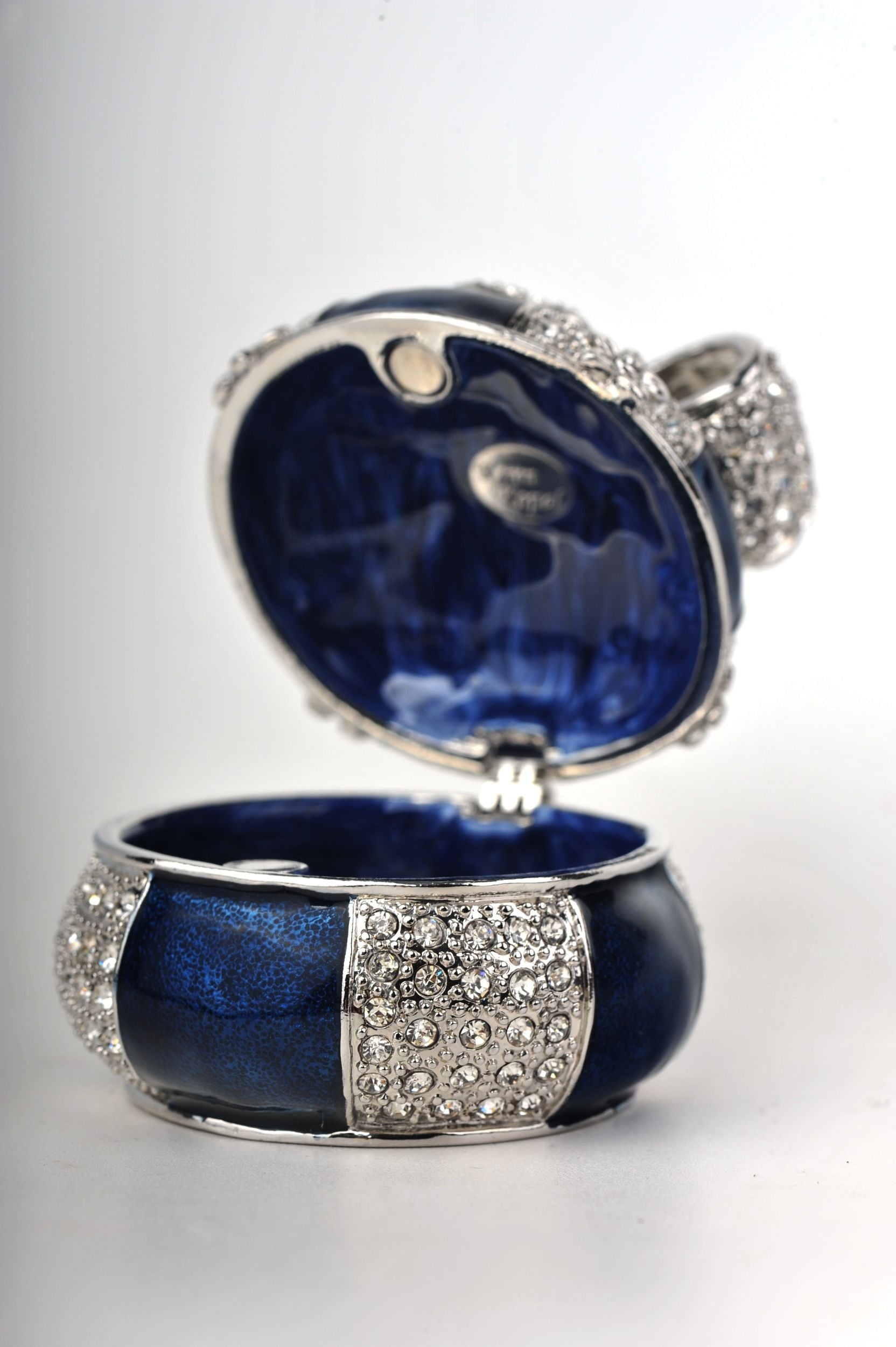 Keren Kopal Blue & Silver Present Box