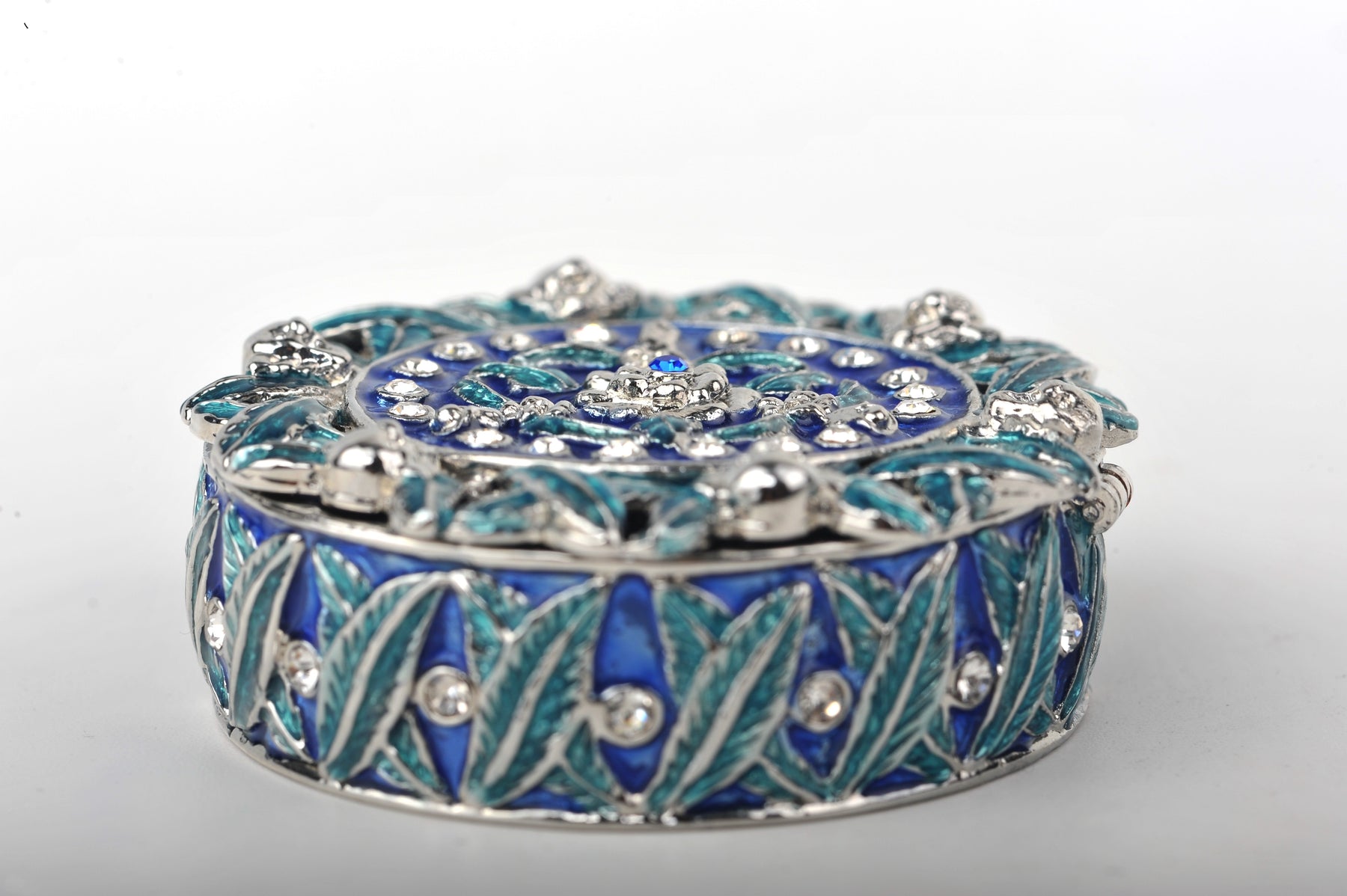 Keren Kopal Blue Box Decorated with Leaves