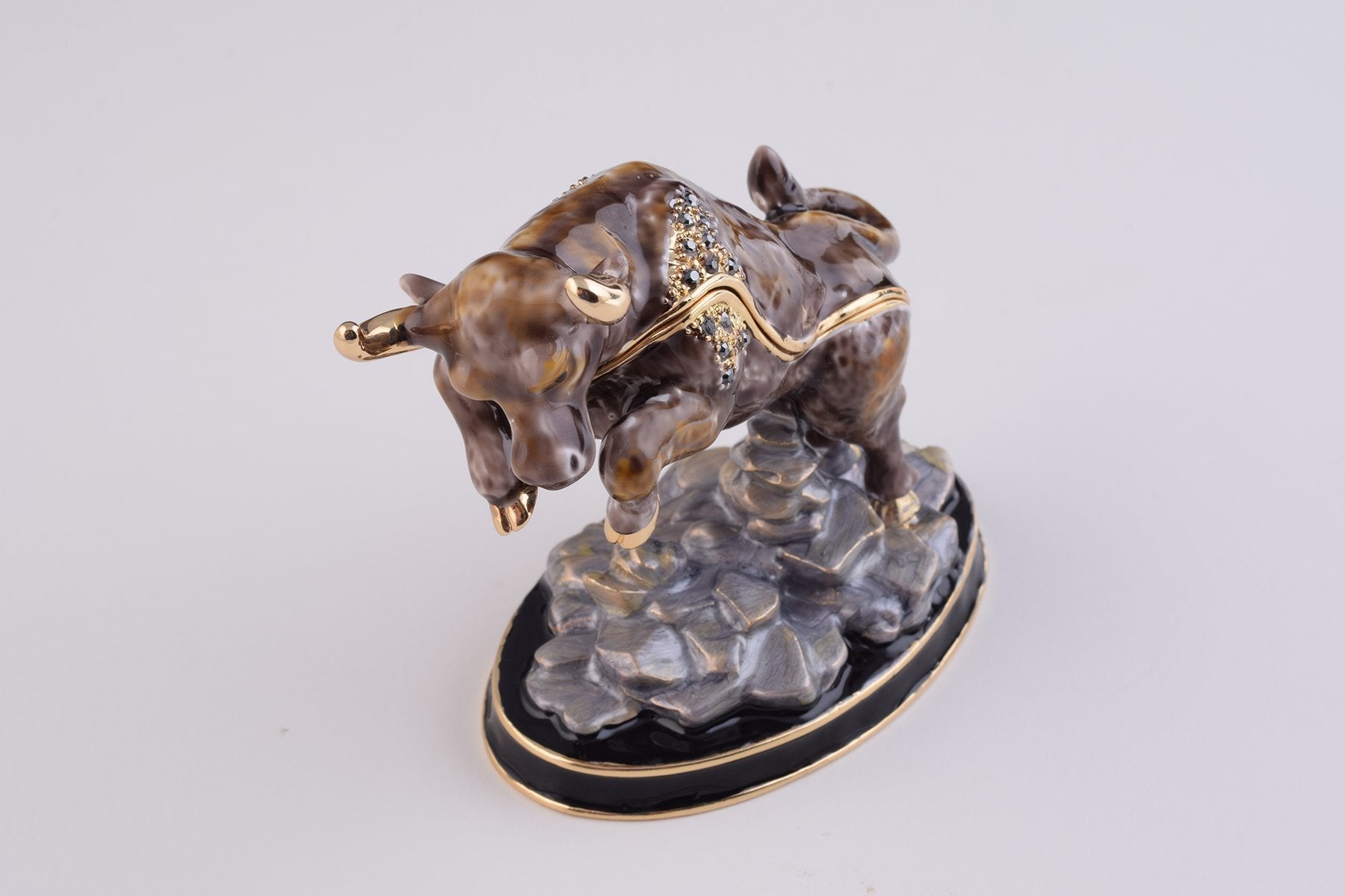 Keren Kopal Brown Bull