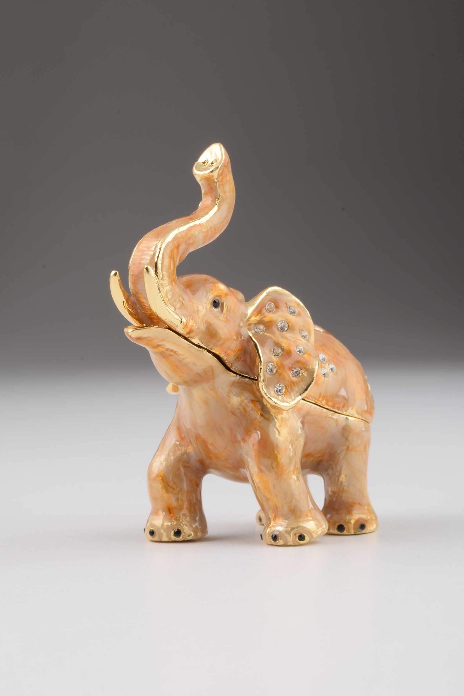 Keren Kopal Cheering Elephant