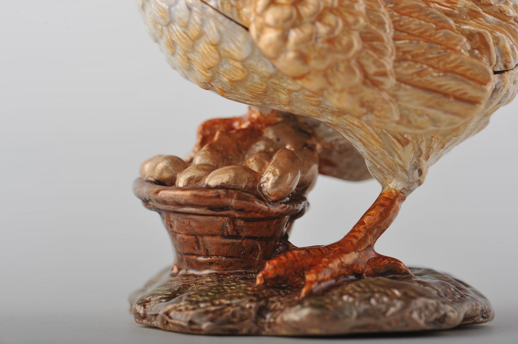 Keren Kopal Chicken with Head Cover