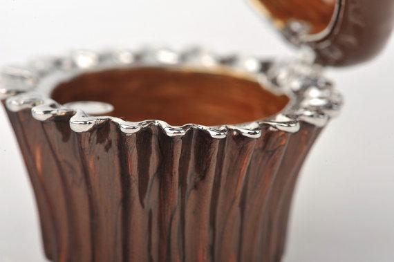 Keren Kopal Chocolate with Frosting Cupcake