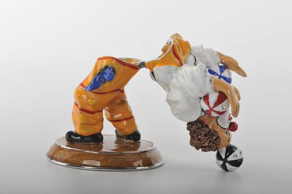 Keren Kopal Circus Clown Juggling