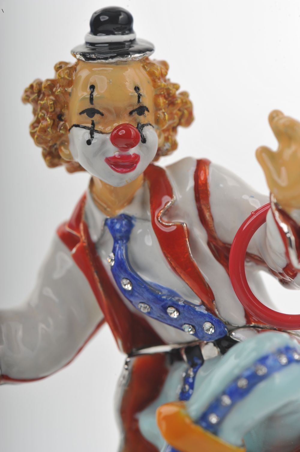 Keren Kopal Circus Clown on Unicycle Joggling