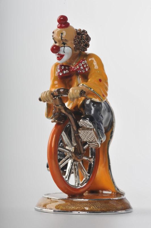 Keren Kopal Clown Riding an Unicycle