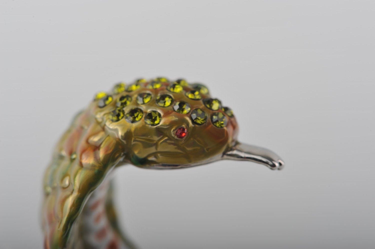 Keren Kopal Cobra Snake on Tree Trunk