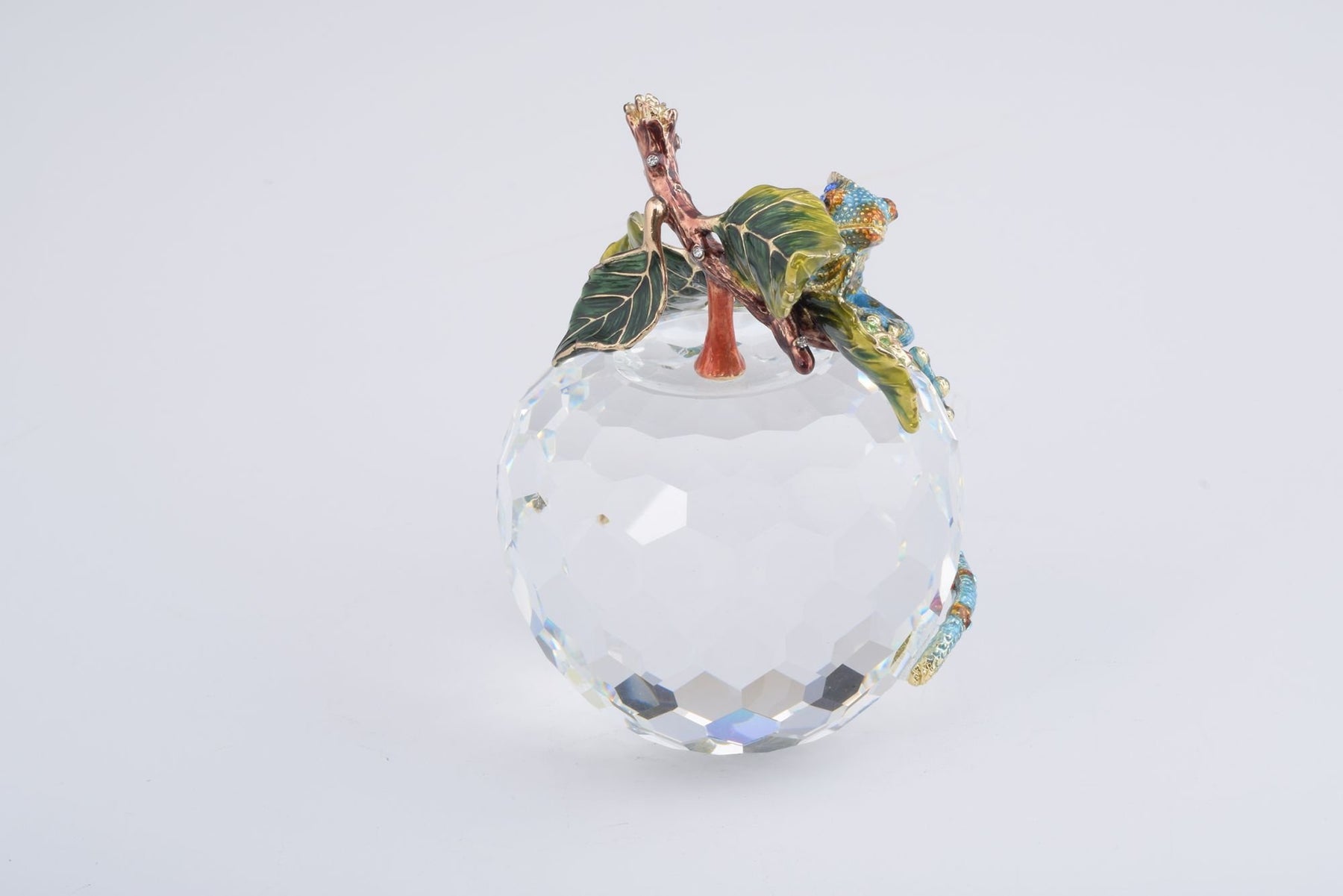 Keren Kopal Crystal Apple with a Chameleon