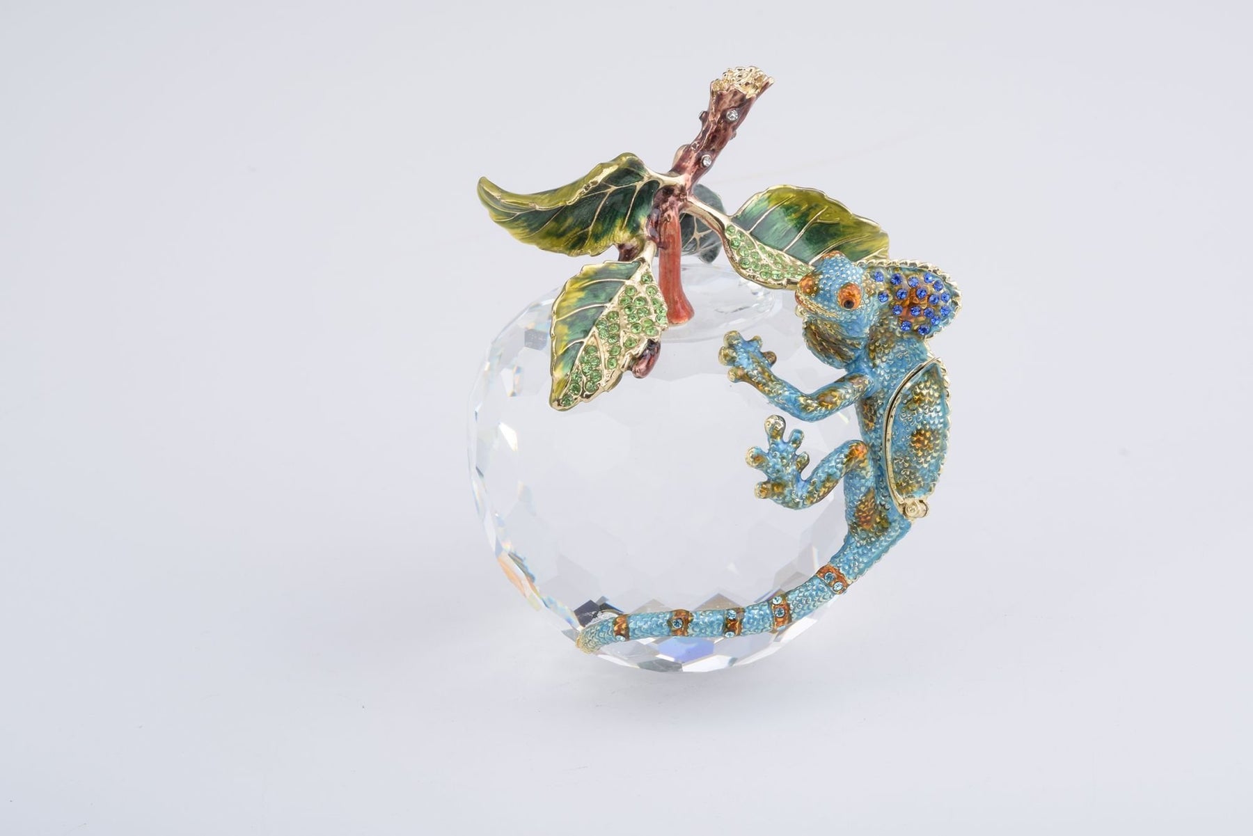 Keren Kopal Crystal Apple with a Chameleon