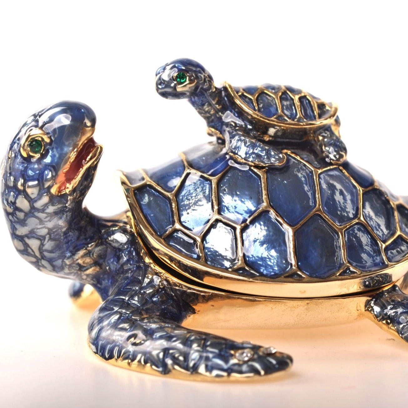 Keren Kopal Blue Sea Turtle with Baby