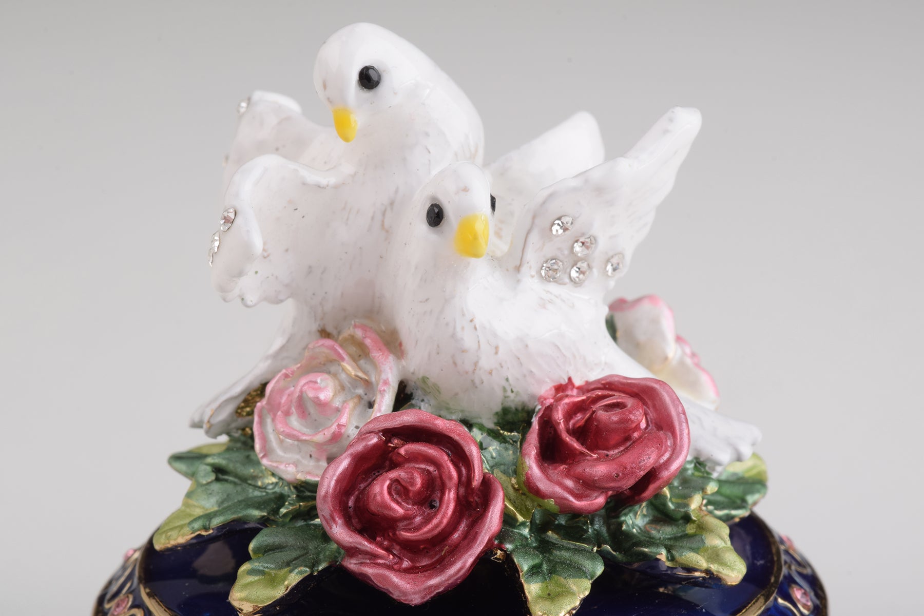 Keren Kopal Blue Box with Roses Decorated with Two White Doves