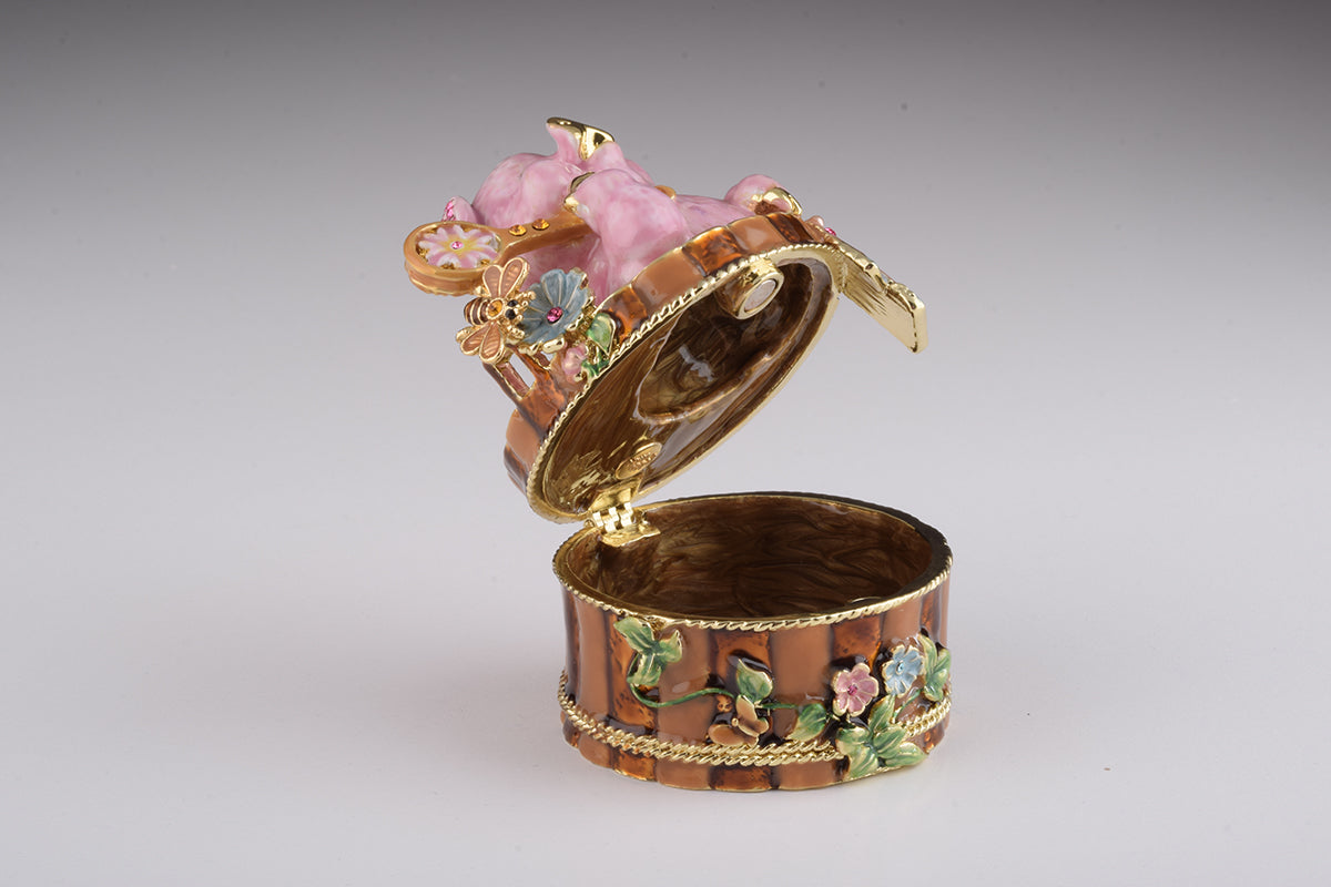 Keren Kopal Pig Taking a Bath