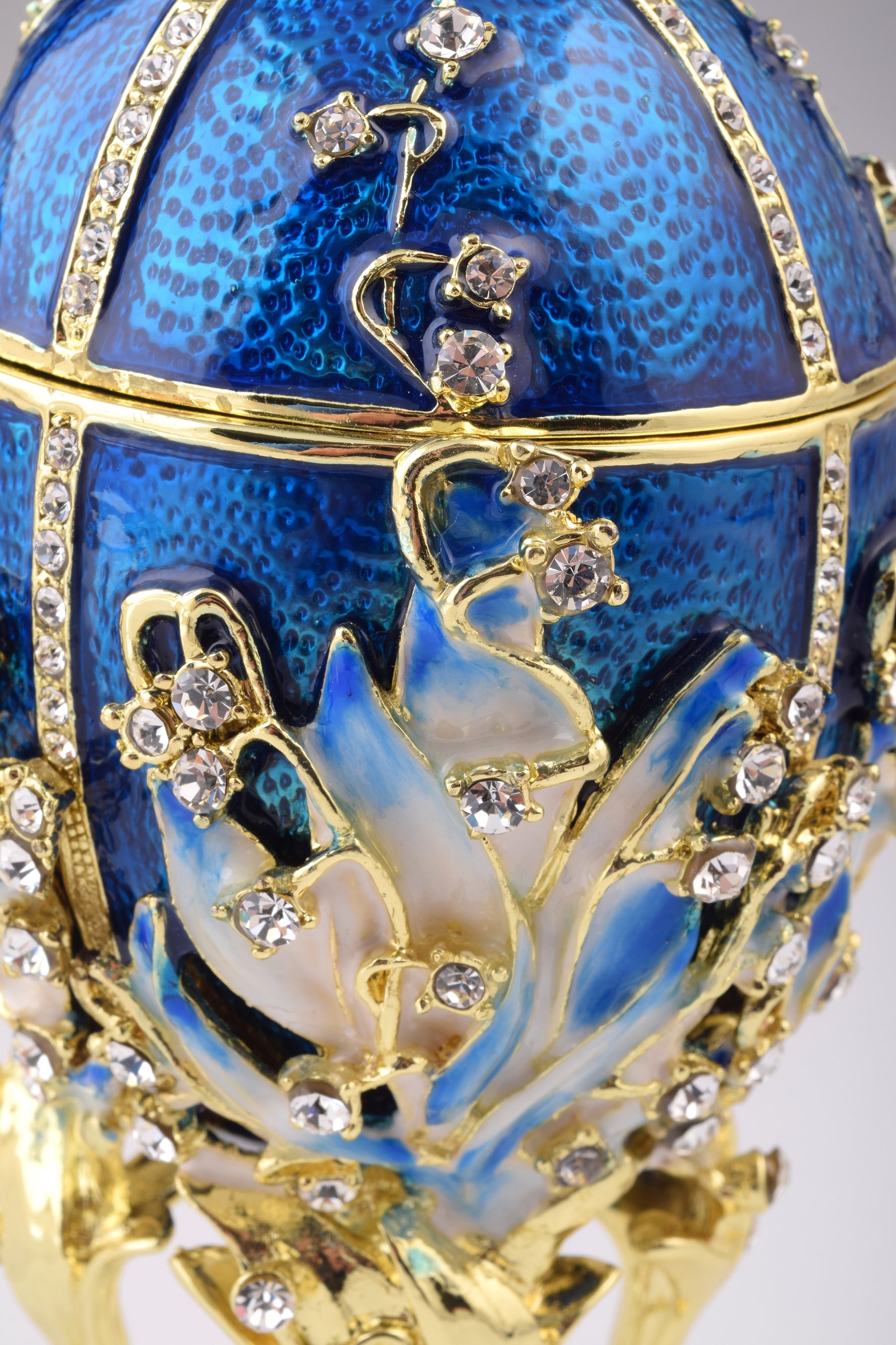 Keren Kopal Blue Easter Egg