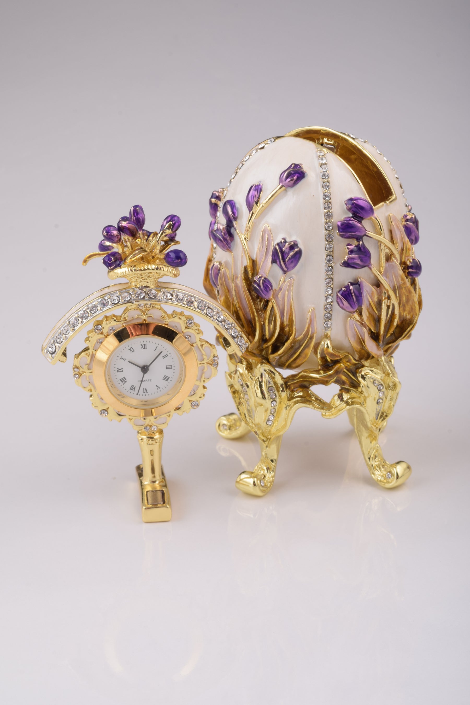 Keren Kopal White Russian Egg