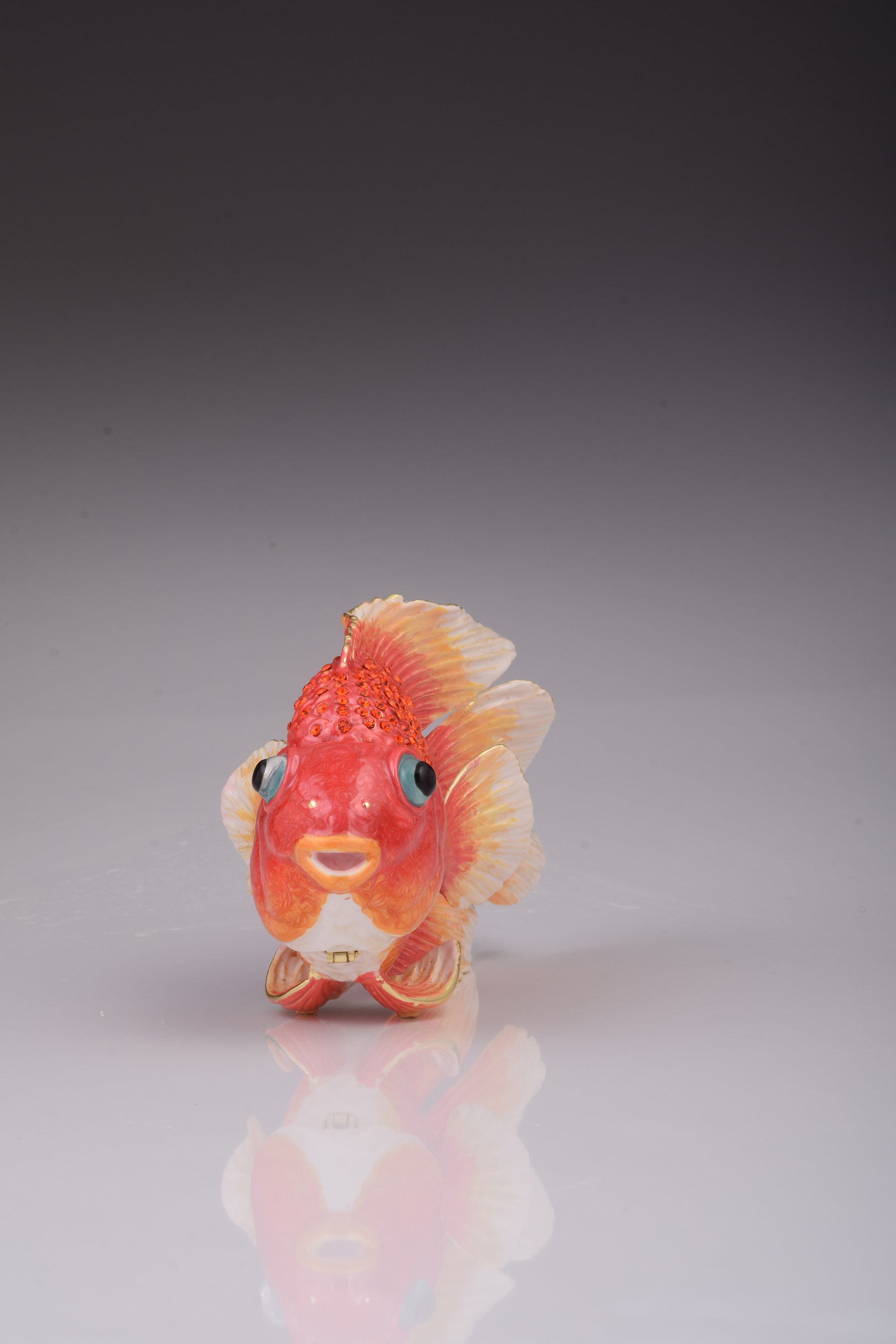 Keren Kopal Red Fish