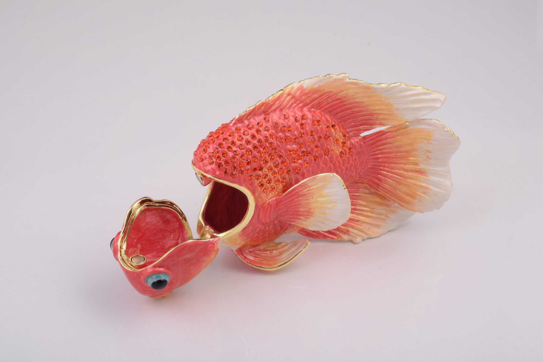 Keren Kopal Red Fish