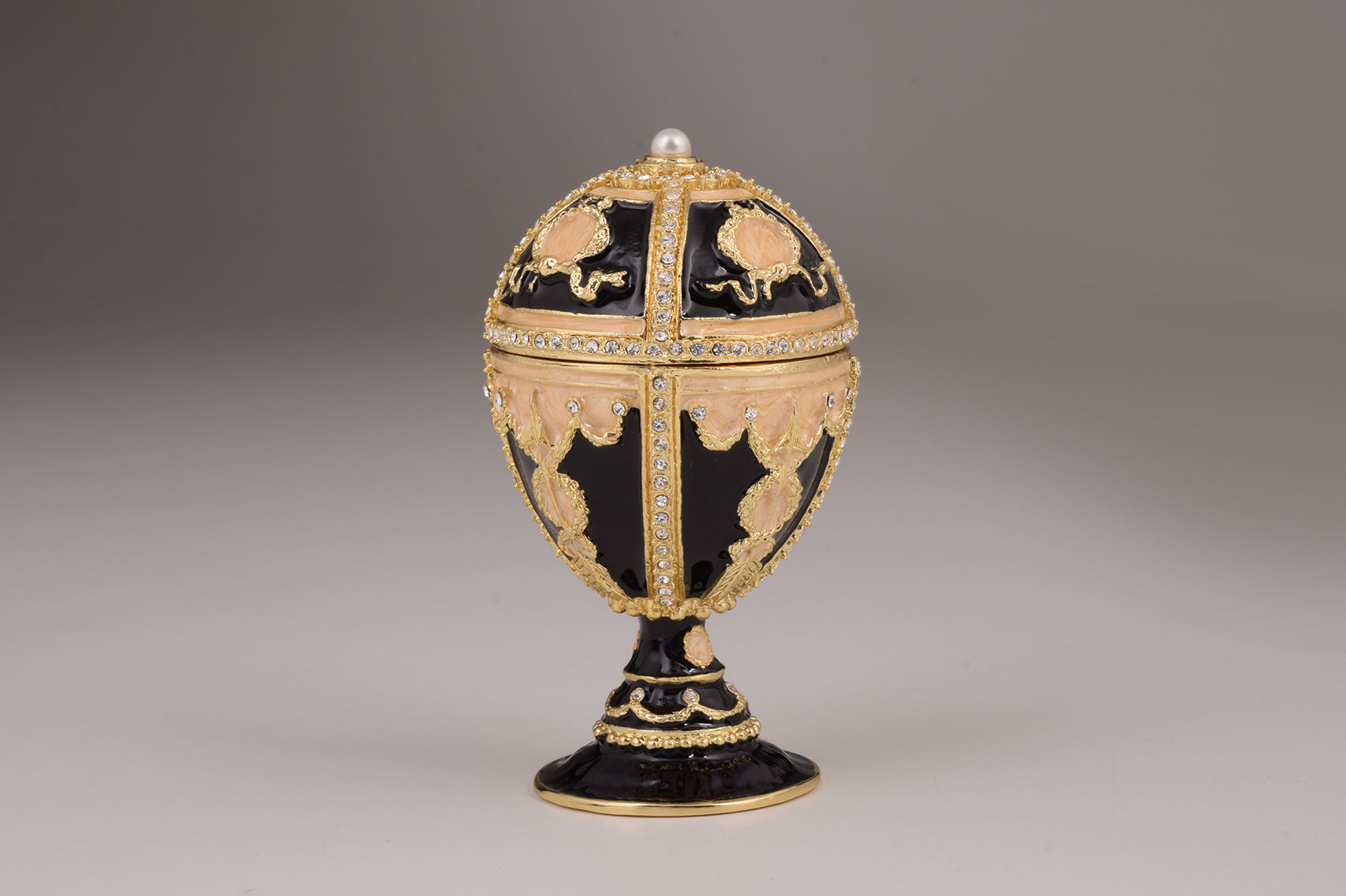 Keren Kopal Black Russian Egg