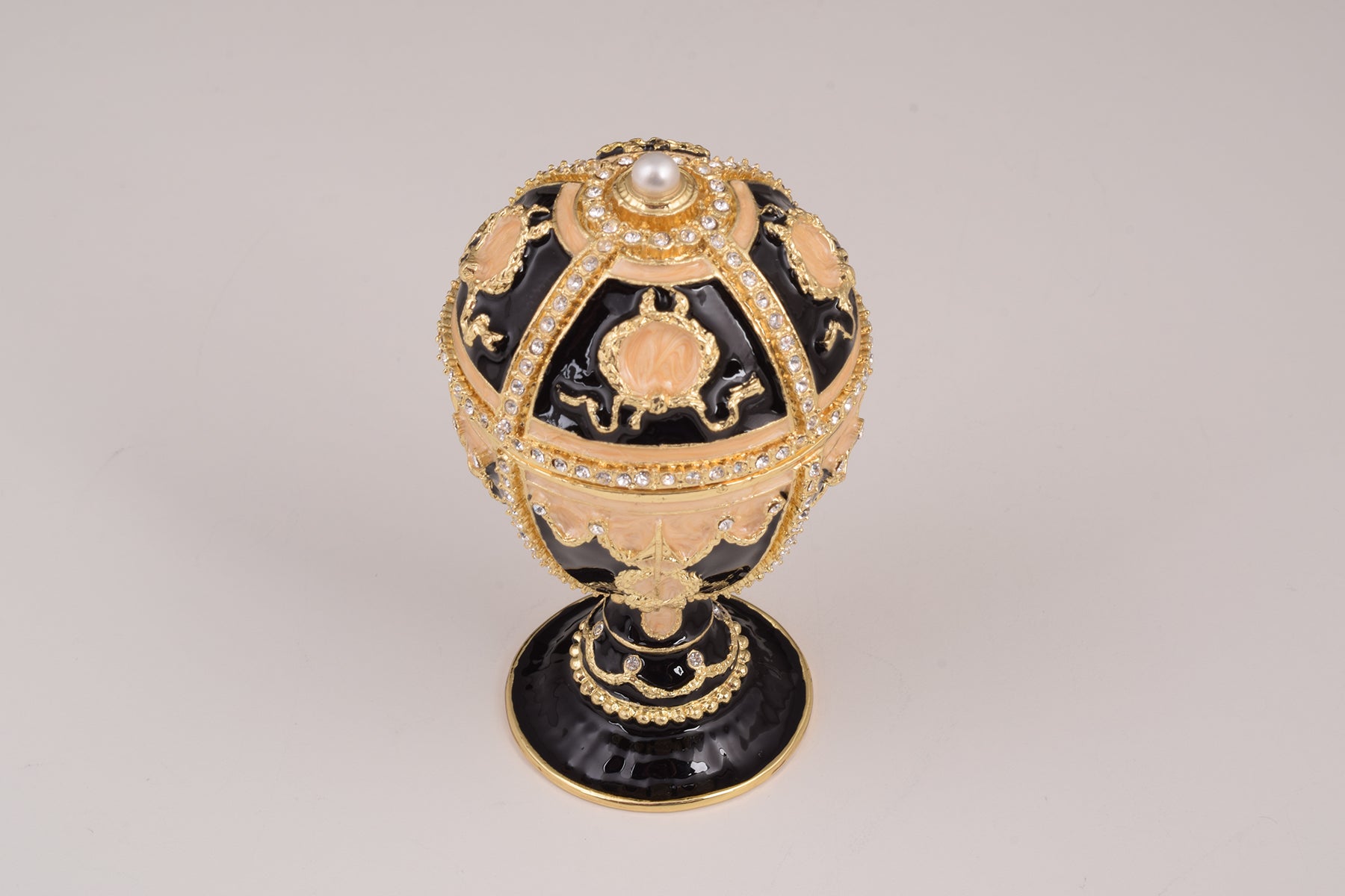 Keren Kopal Black Russian Egg