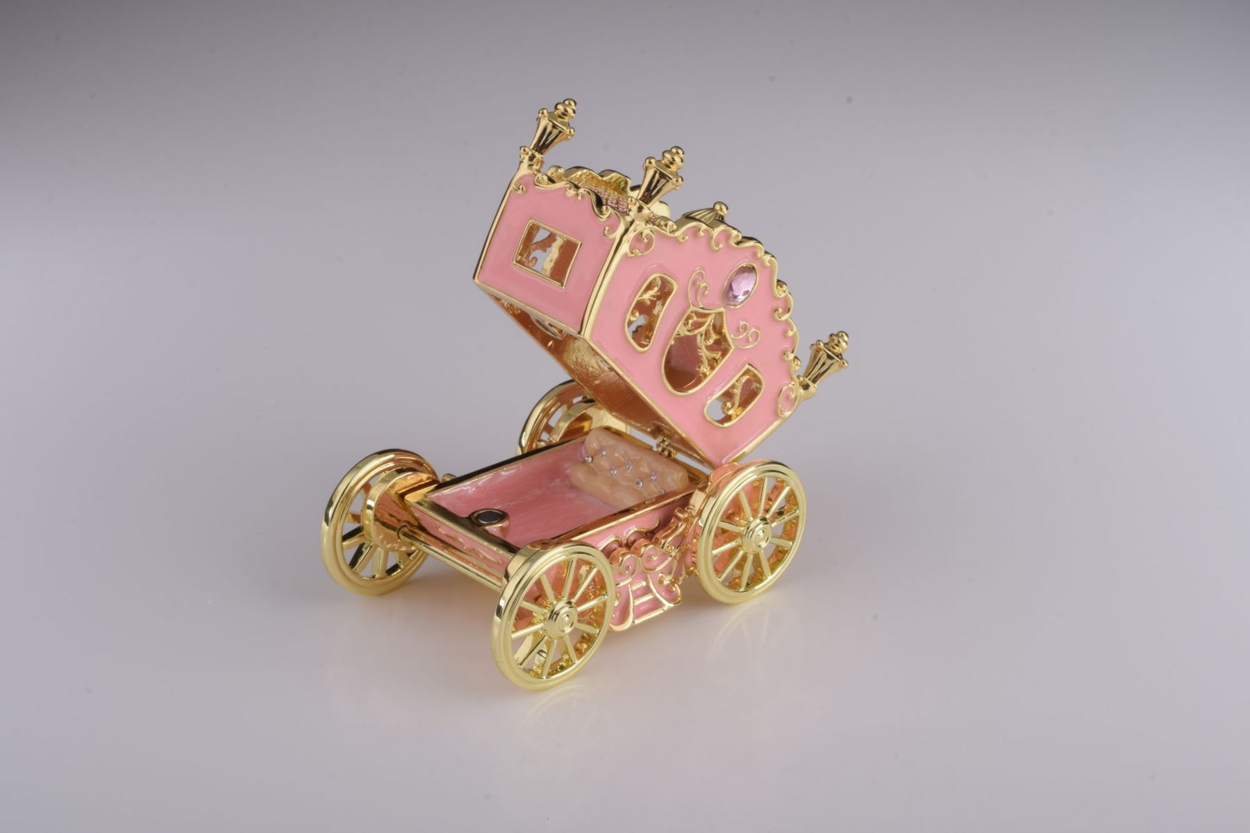 Keren Kopal Golden Pink Carriage
