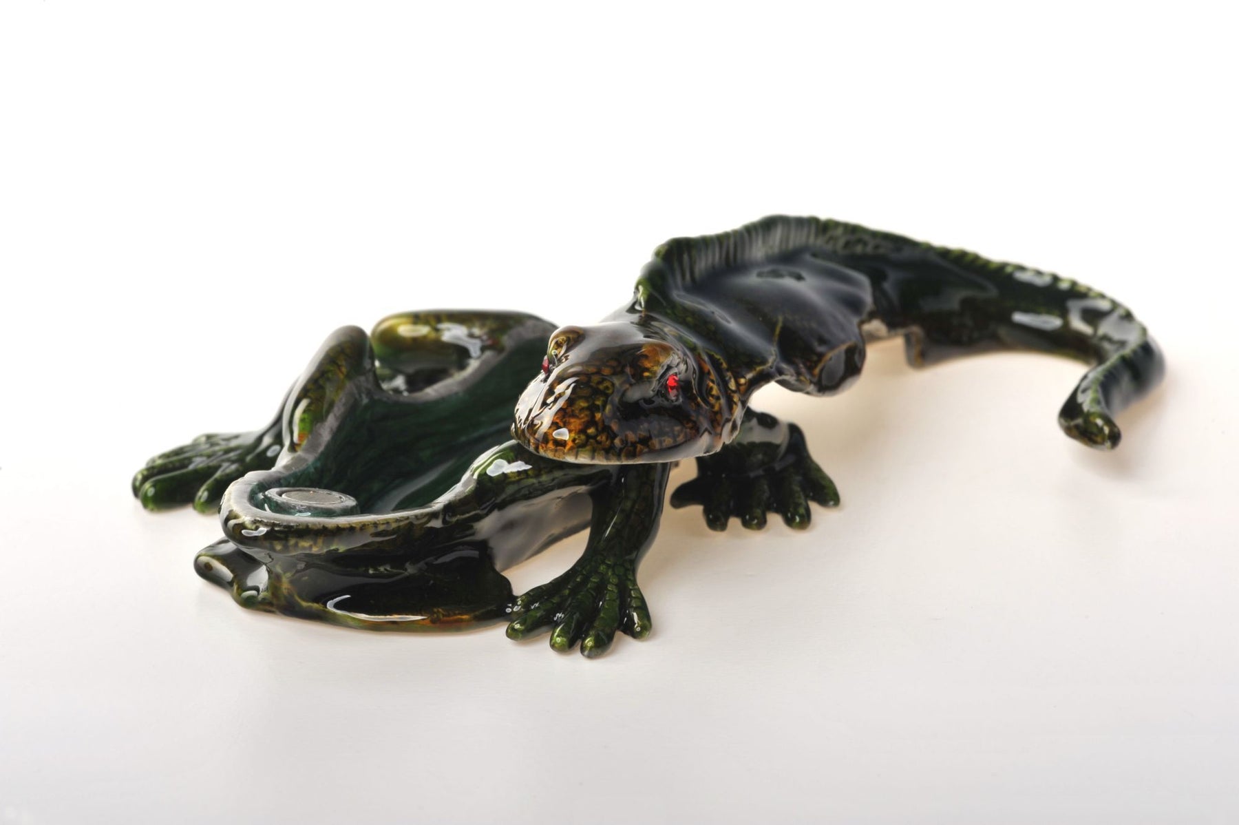 Keren Kopal Dark Green Lizard