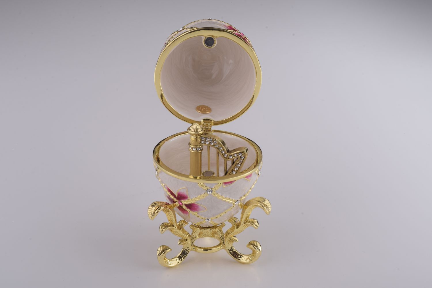 Keren Kopal White Egg with Flowers & Harp