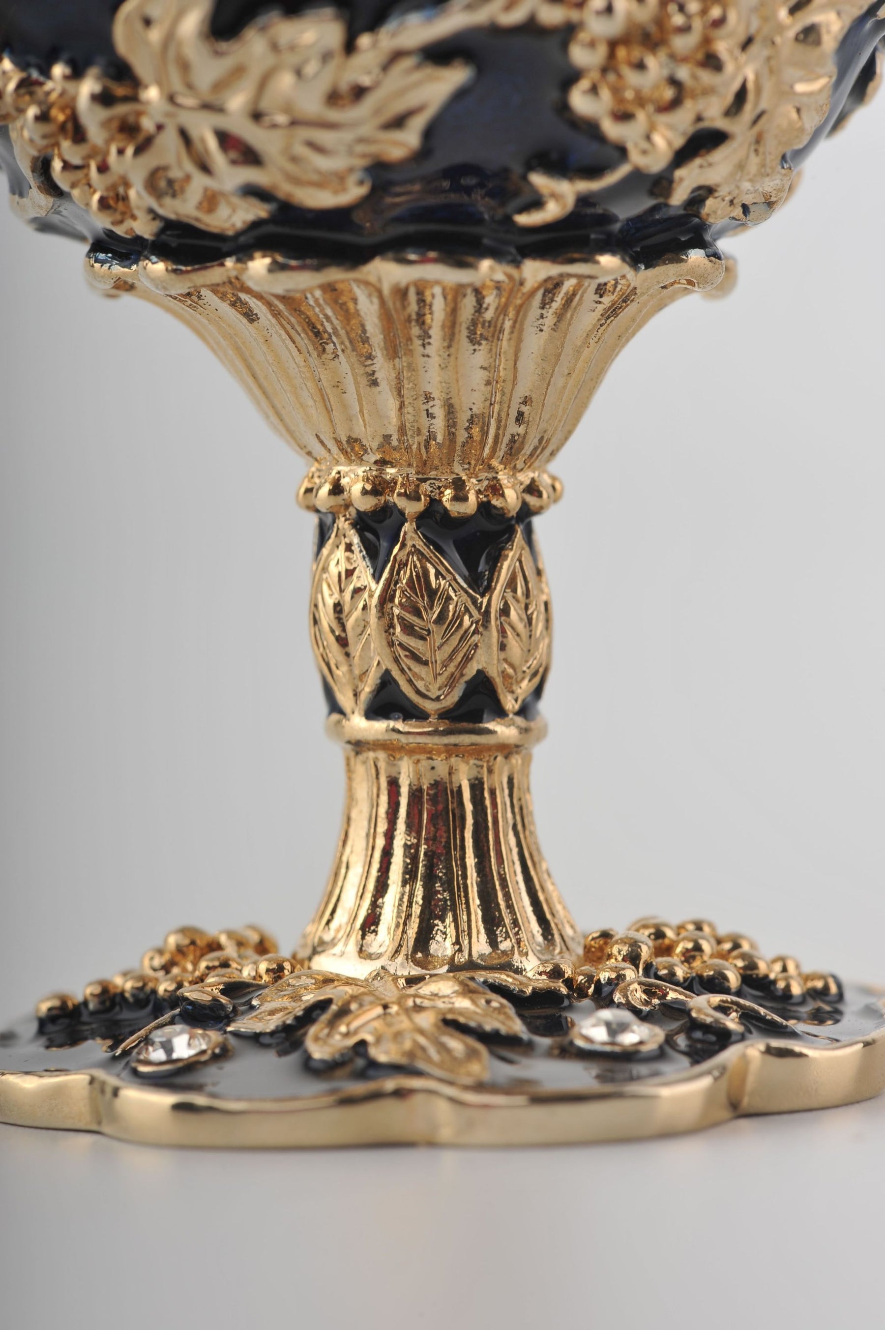 Keren Kopal Egg with a Teddy Bear Inside