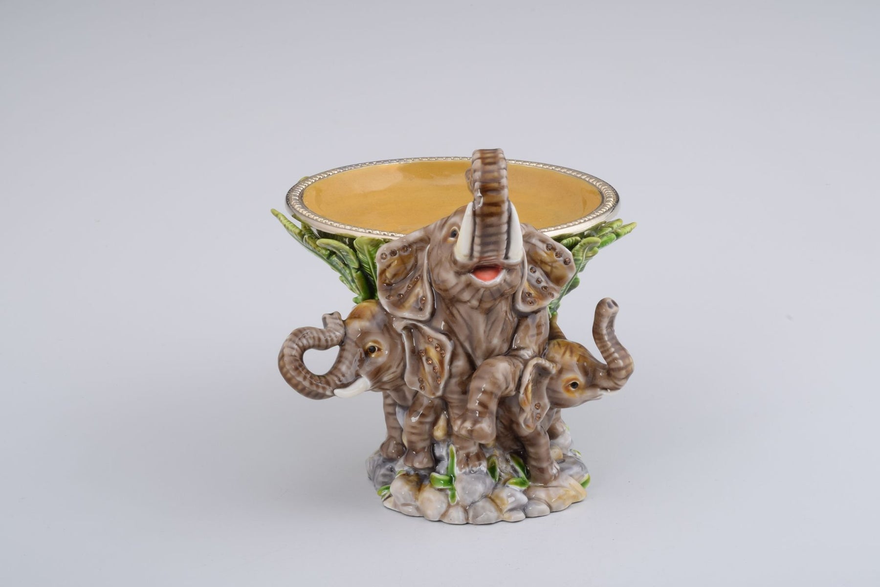 Keren Kopal Elephant Holding a Plate