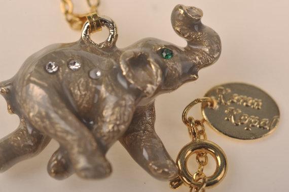 Keren Kopal Elephants Egg Trinket Box with a Surprise Elephant Pendant
