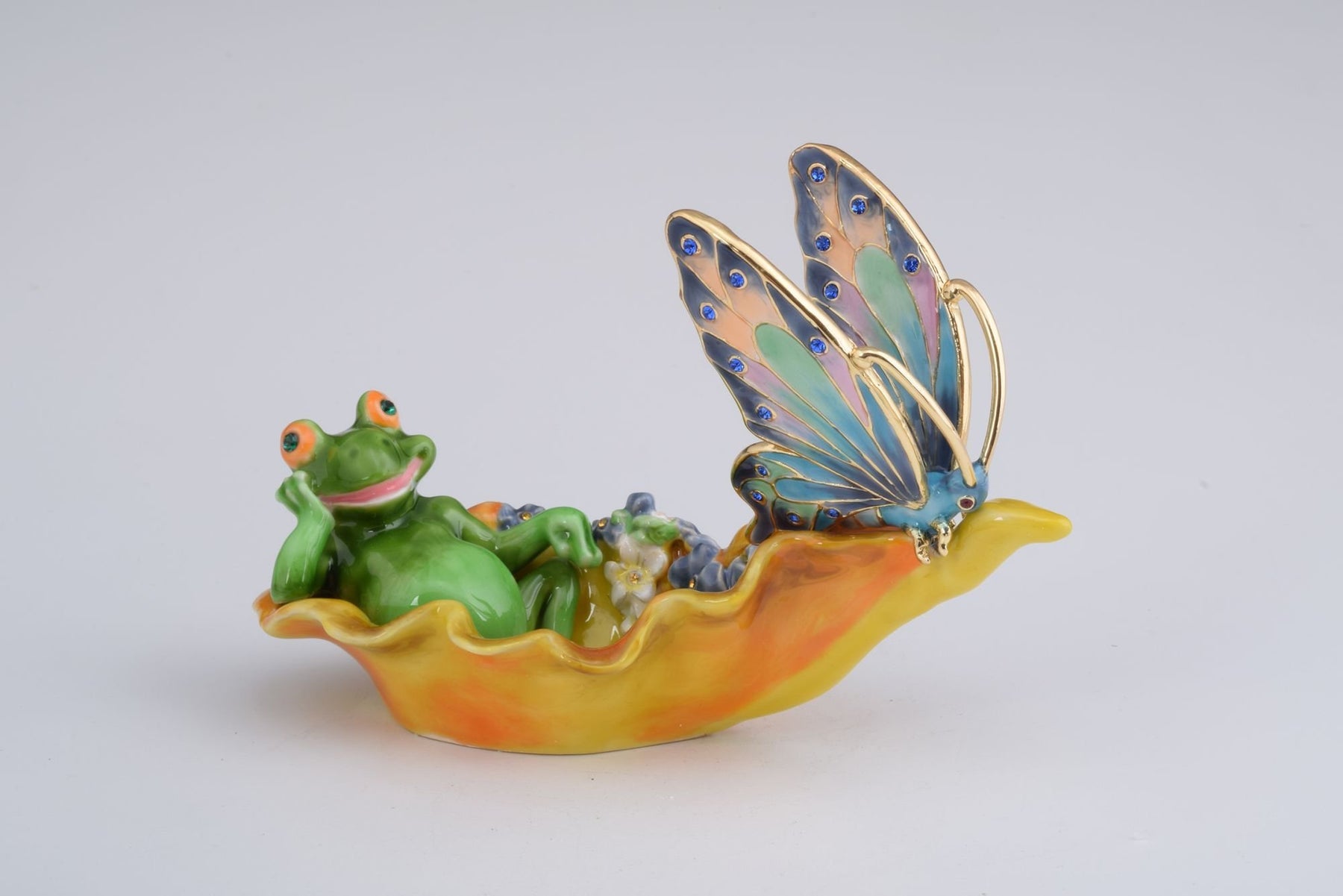 Keren Kopal Frog and a Butterfly in a Shell