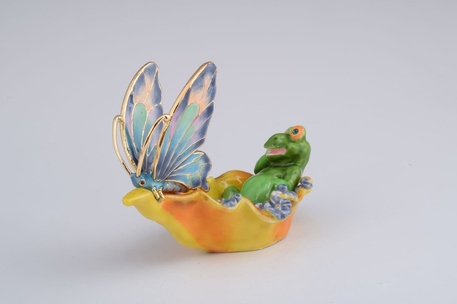 Keren Kopal Frog and a Butterfly in a Shell
