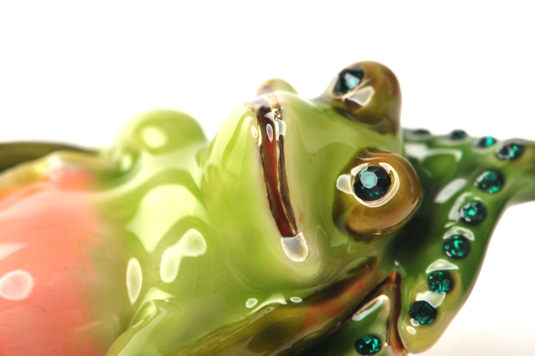 Keren Kopal Frog on a Leaf