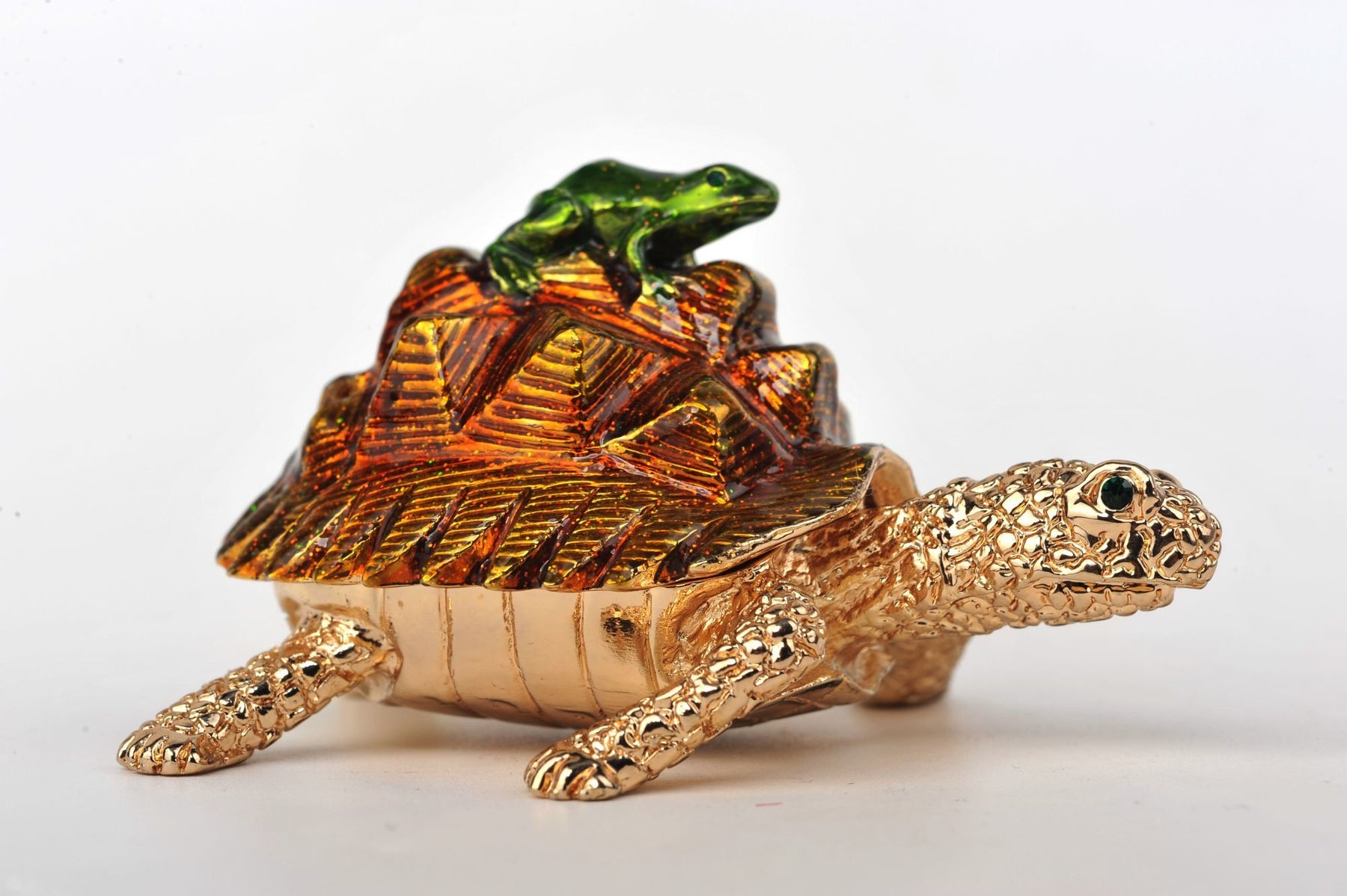 Keren Kopal Frog on a Turtle