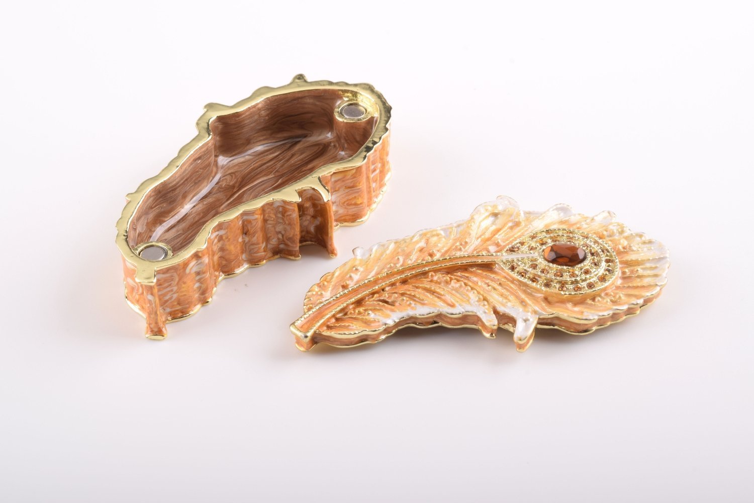 Keren Kopal Gold Feather