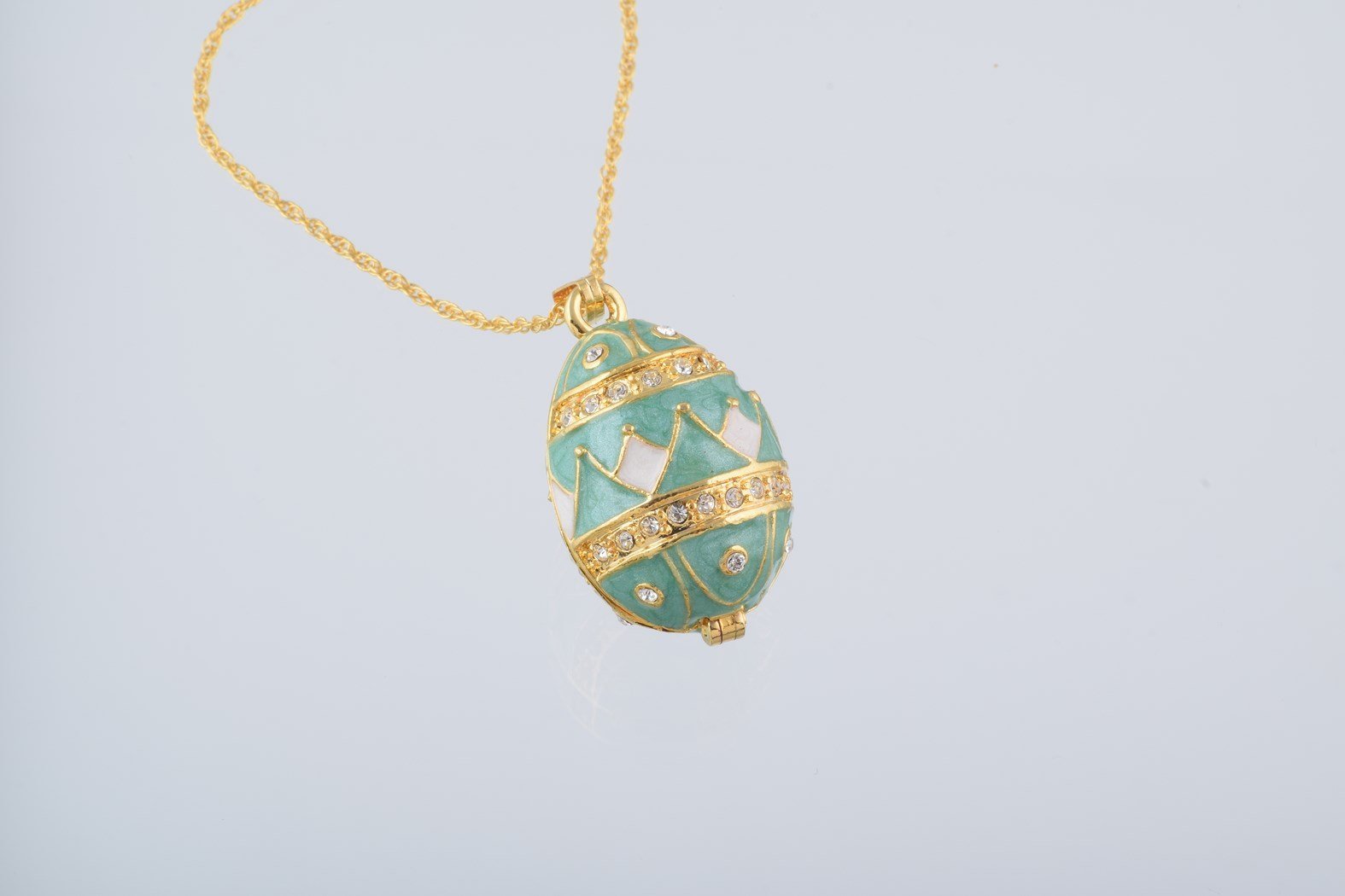 Keren Kopal Gold & Light Green Egg Pendant Necklace