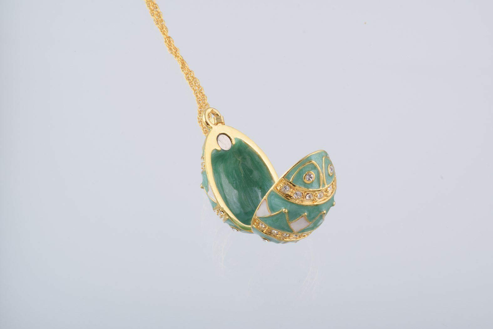 Keren Kopal Gold & Light Green Egg Pendant Necklace