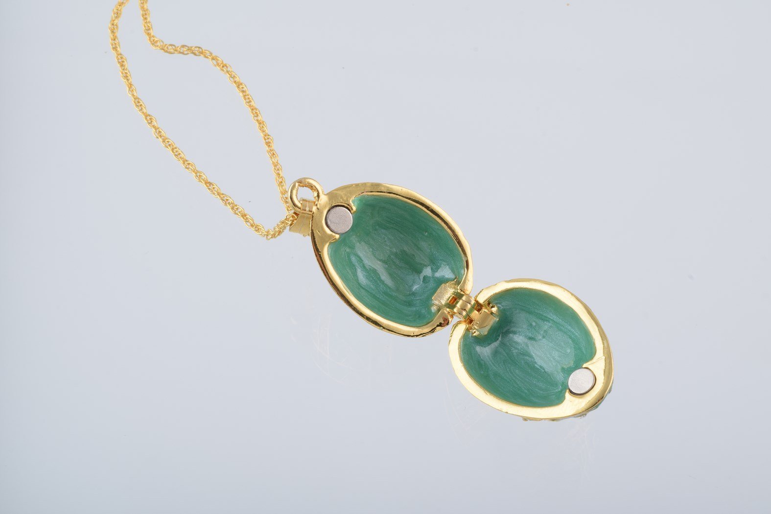 Keren Kopal Gold & Light Green Egg Pendant Necklace