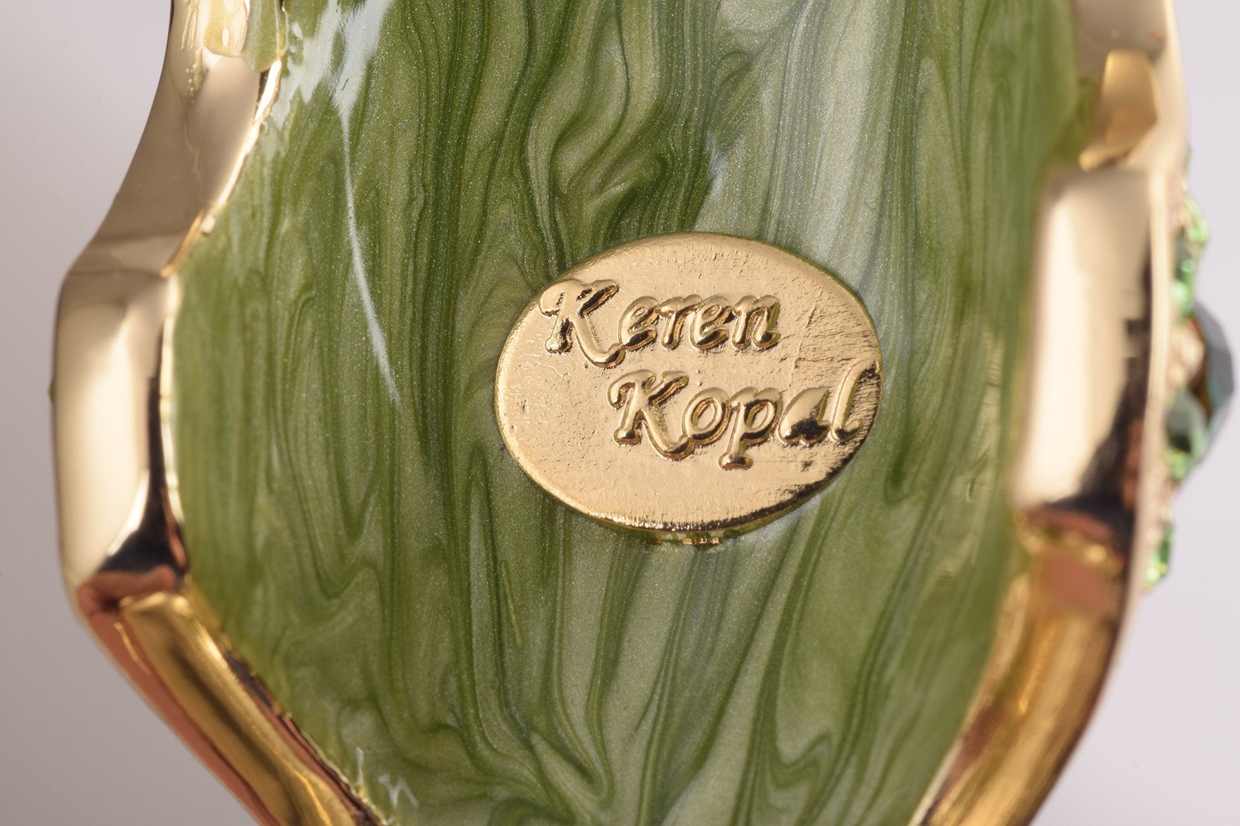 Keren Kopal Golden Frog