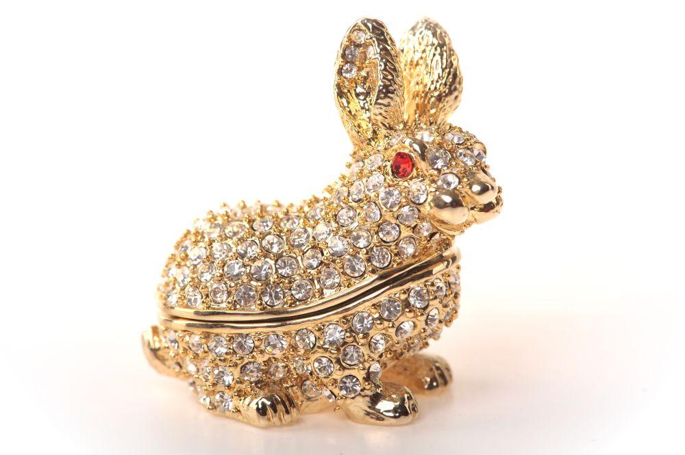 Keren Kopal Golden Rabbit with Red Eyes