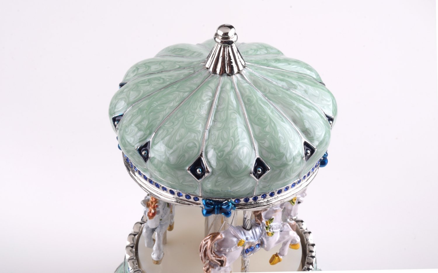 Keren Kopal Green Musical Carousel